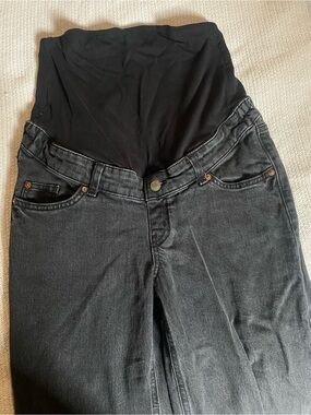 H&M Black Maternity Jeans - Full Panel